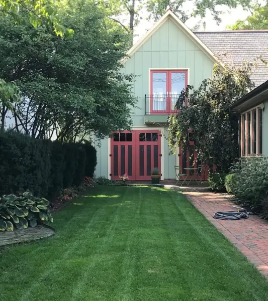 Lawn behind the Italian Village Carriage House